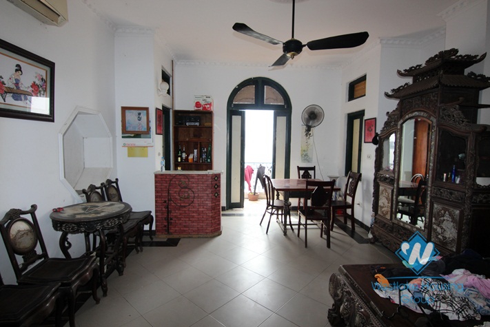 Lakeside colonial villa with lots of characters for rent in Tay Ho